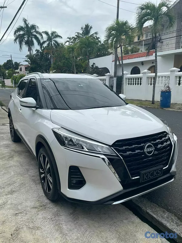 jeepetas y camionetas - Nissan Kicks 2023 10