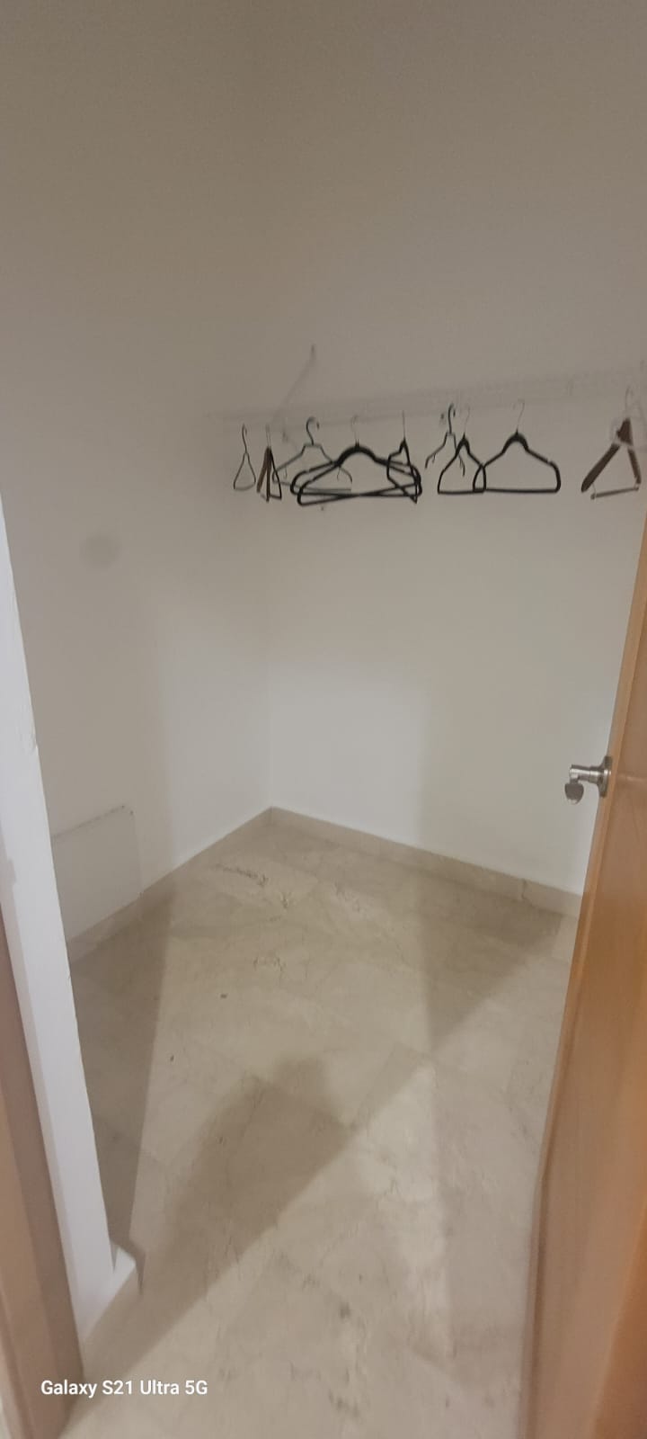 casas vacacionales y villas - Villa de 2 Niveles con 4 Habitaciones En Metro 4