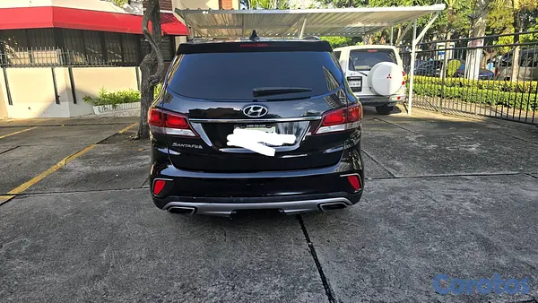 jeepetas y camionetas - Hyundai Grand Santa Fe 2017 7