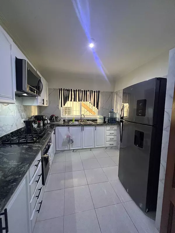 apartamentos - Apartamento de 3 Habitaciones, Evaristo Morales 4