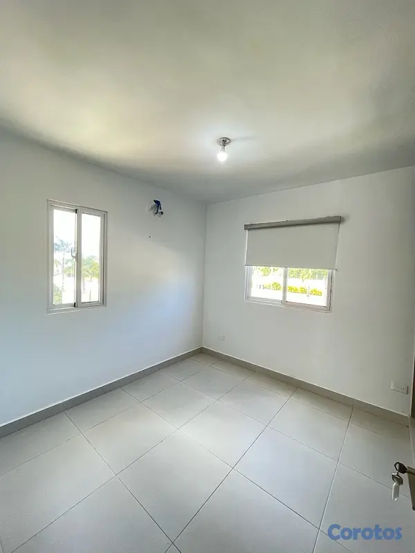 apartamentos - Se renta apartamento sin muebles  de 2 habitaciones en Crisfer Punta cana  6