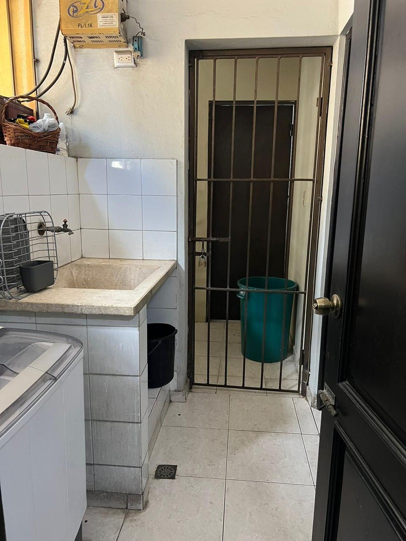 apartamentos -  apartamento en la Urb. RENACIMIENTO 115 mts22 HabUS  1