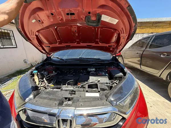 jeepetas y camionetas - Vendo CRV ROJA 4x2 2018 7