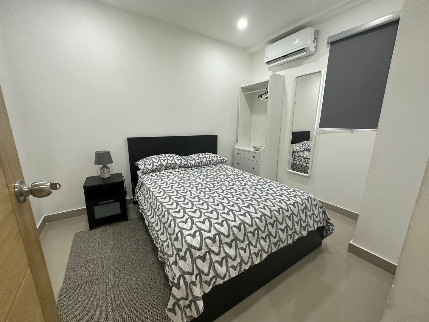 apartamentos - Vendo Independencia primer nivel klm 9 ,
 6