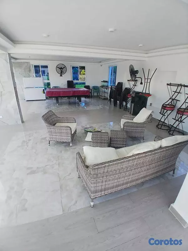 casas vacacionales y villas - Villa en Guayacanes Juan Dolio de 6 habitaciones n 9