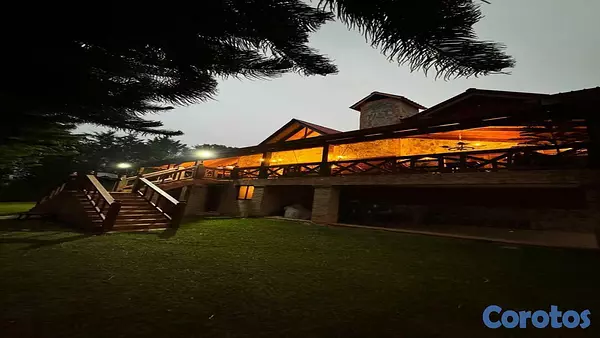 casas vacacionales y villas - Villa en Constanza de 4 habitaciones con 70mil metros de solar 3