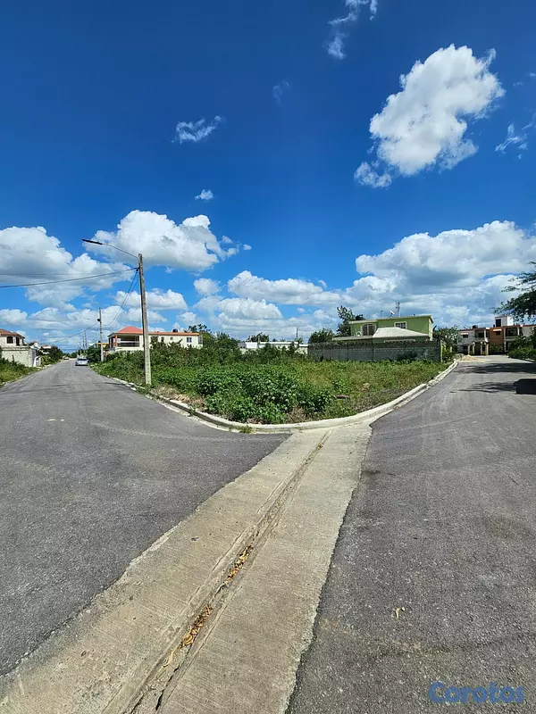 solares y terrenos - Se vende terreno de 2,000 mt en Villa españa en Sa 3