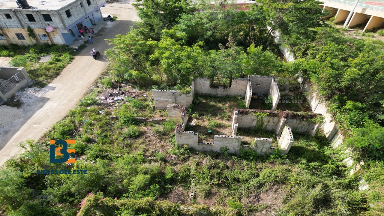 casas - SE VENDE CASA EN CONSTRUCCION de Oportunidad, SPM. 9
