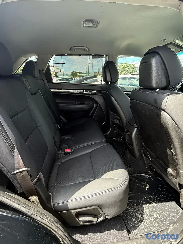 jeepetas y camionetas - Kia Sorento 2014 11