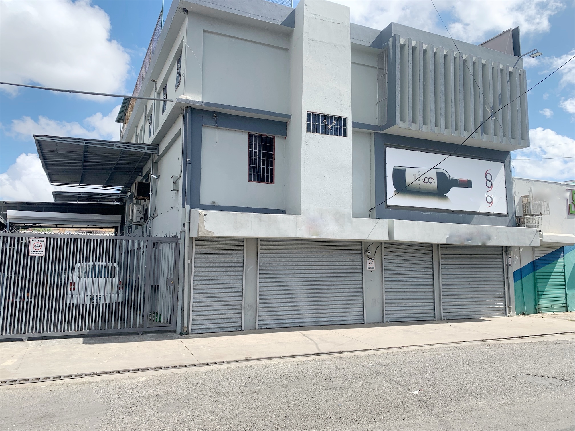 oficinas y locales comerciales - Local céntrico en la Fe 1