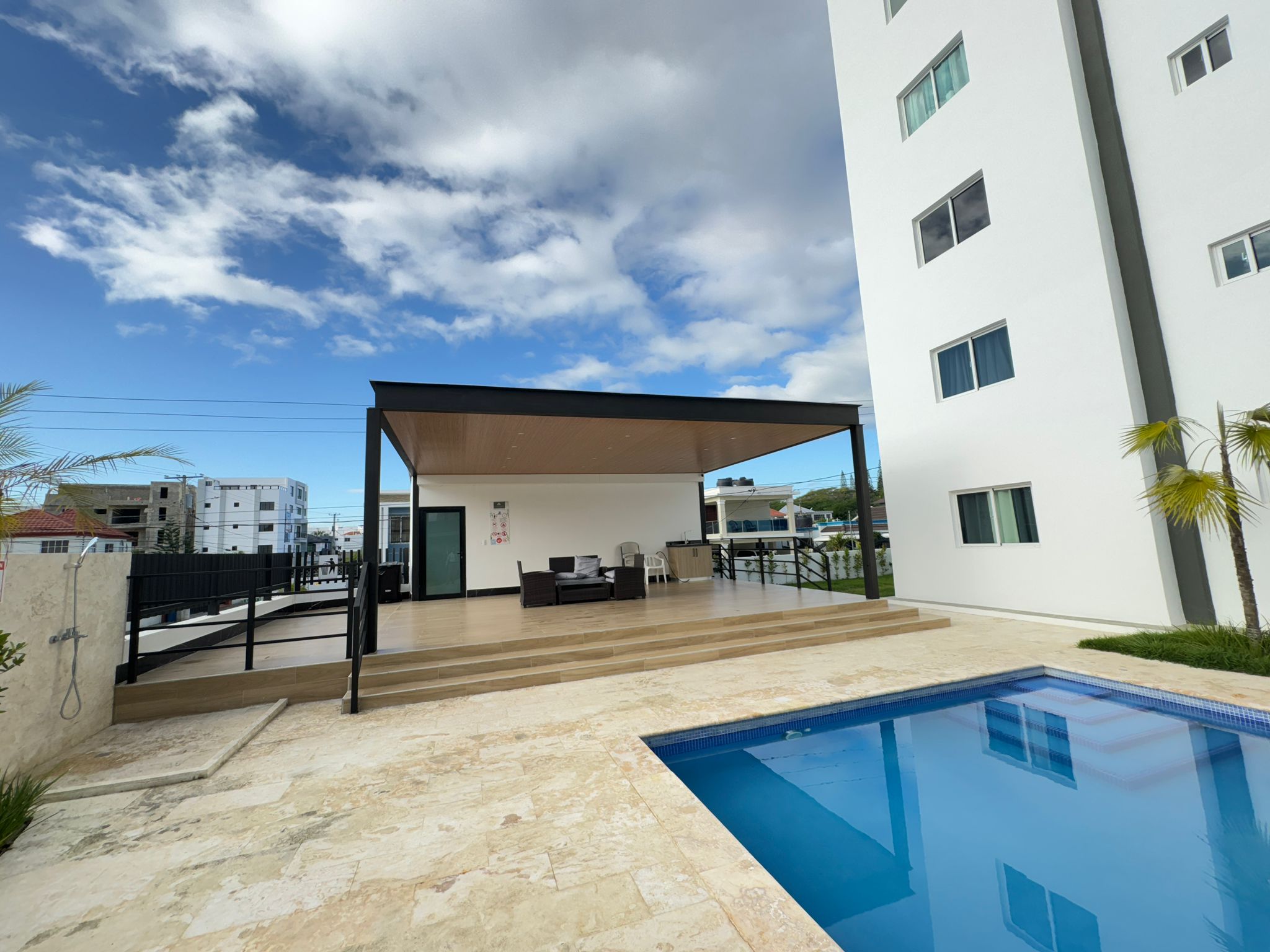 apartamentos - APARTAMENTO EN VENTA AV. HISPANOAMERICANA  2