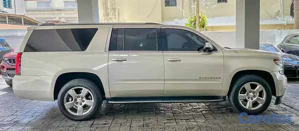 jeepetas y camionetas - Chevrolet Suburban Premier 2017 8