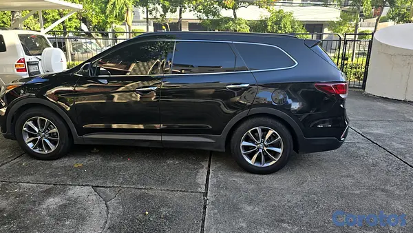 jeepetas y camionetas - Hyundai Grand Santa Fe 2017 8