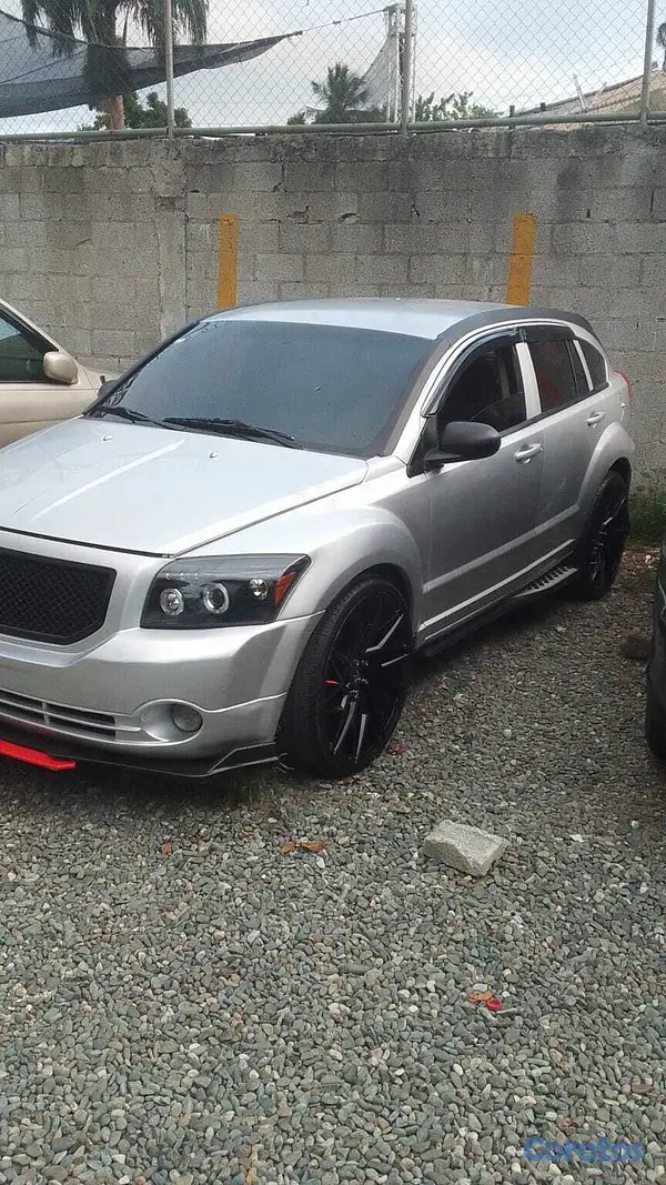 jeepetas y camionetas - Dogde Caliber negociable en 385,000 1