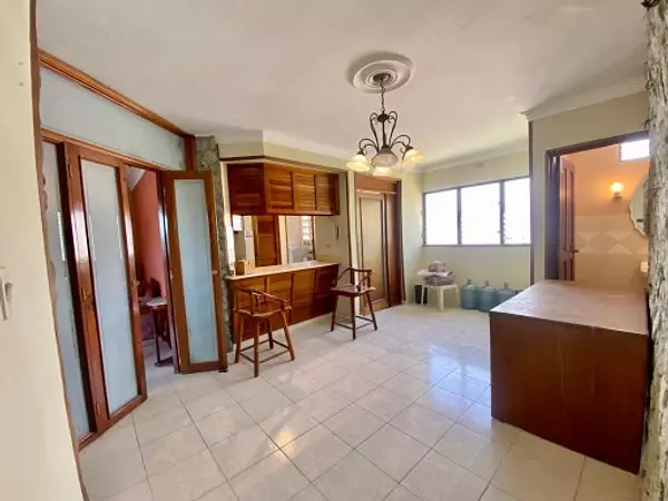 apartamentos - Vendo Apartamento Amplio en Arroyo Hondo 
 7