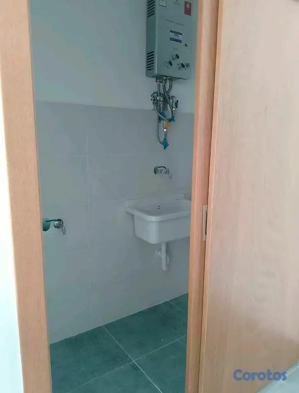 apartamentos - Apartamento en Alquiler en Evaristo Morales 2