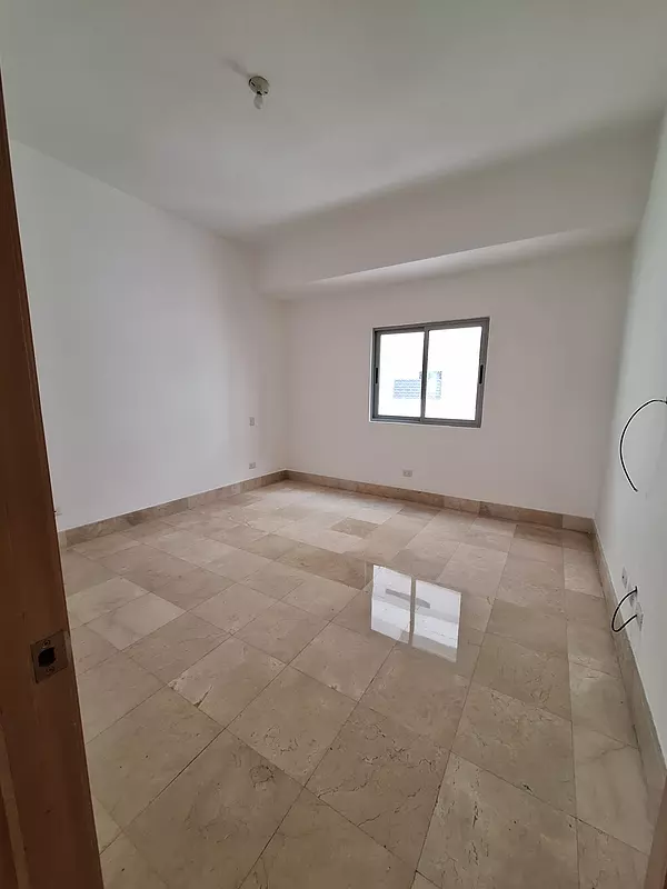 apartamentos - Rento apartamento sin amueblar en Piantini  5