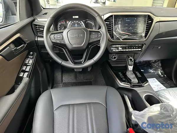 jeepetas y camionetas - Isuzu DMAX 2026 8