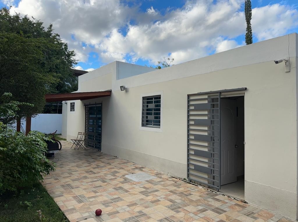 casas - Casa en las carmelitas en santiago de los caballeros 
 0