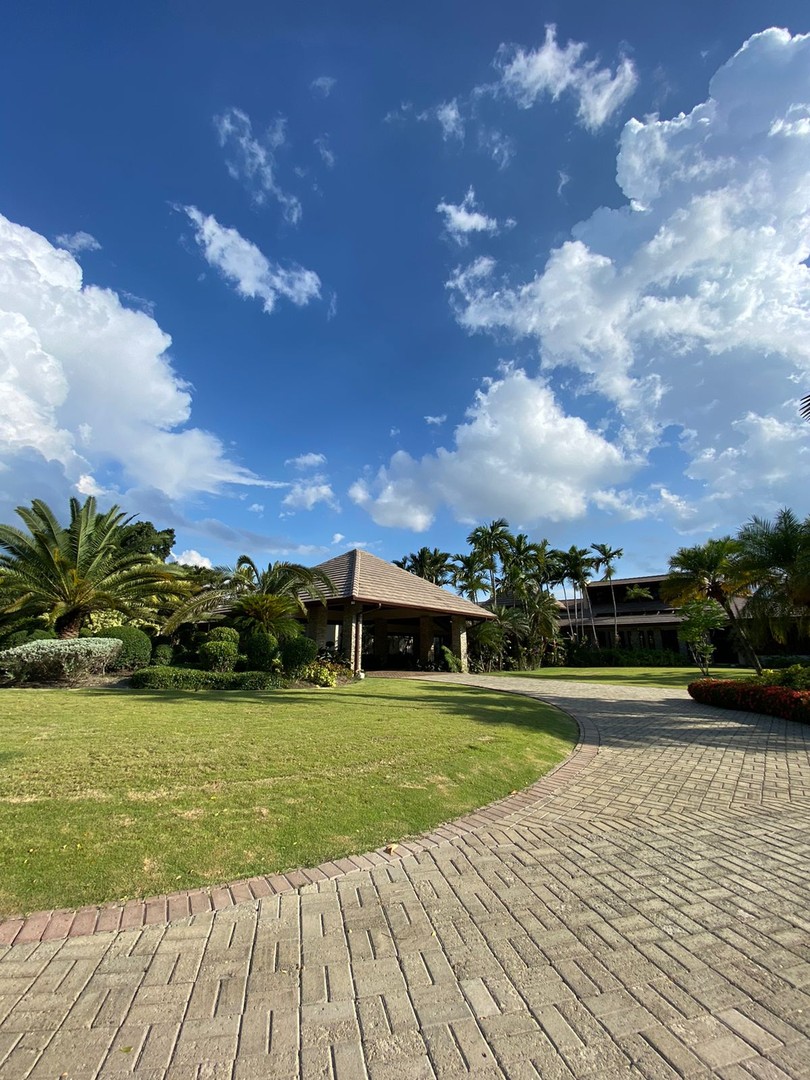 casas - Exclusiva Mansion con 3 Lagos Privados y 48 Tareas Santiago