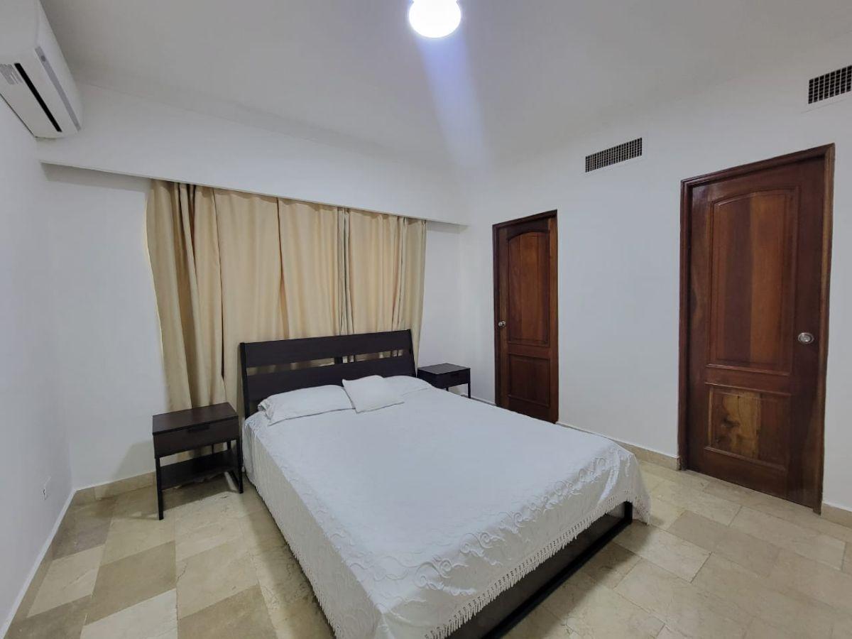 apartamentos - Alquilo apartamento amueblado con terraza privada - Urbanización Real 4
