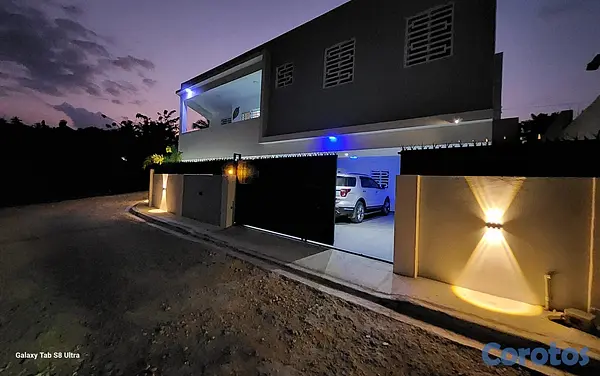 casas - Casa grande y moderna en Nagua buen llugar 11