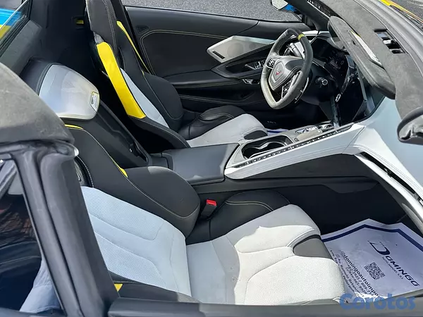 carros - Chevrolet Corvette 3LT Stingrey 2023 8