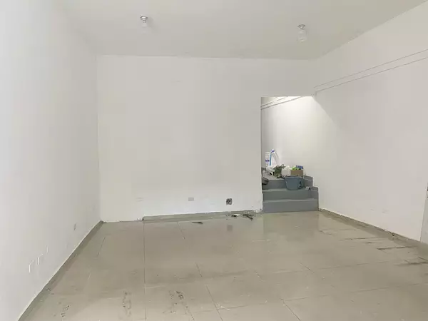 oficinas y locales comerciales - Local céntrico en bella vista  4