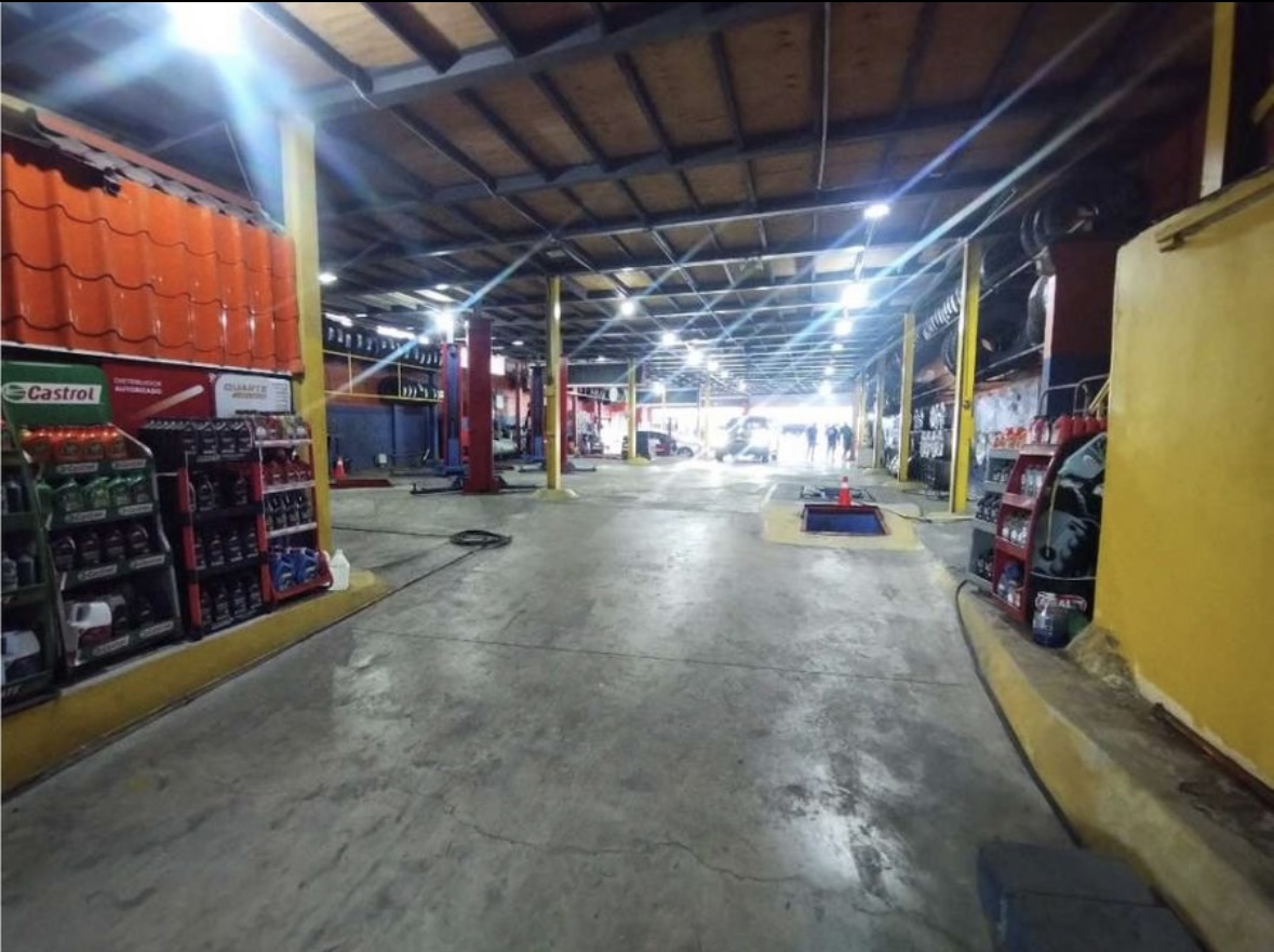 oficinas y locales comerciales - Nave comercial  2