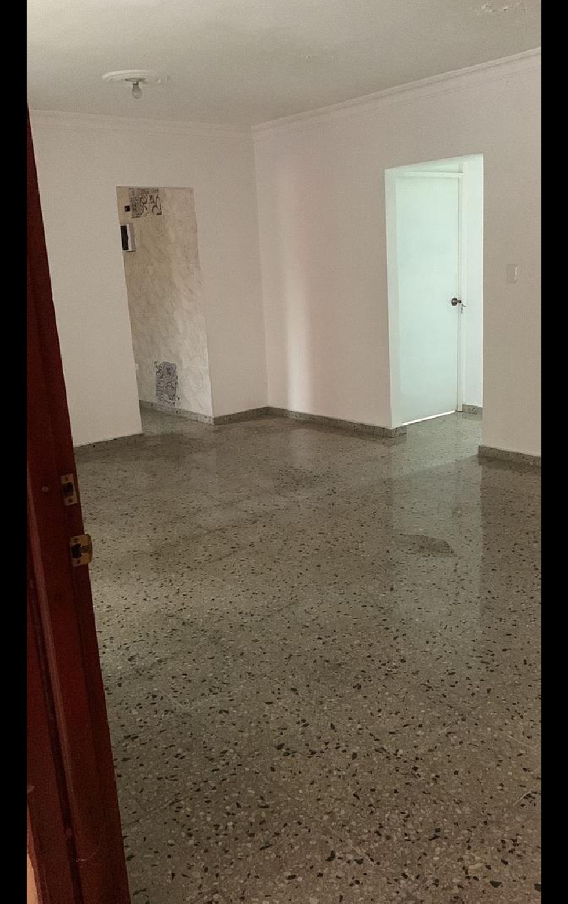 oficinas y locales comerciales - se alquila local  5