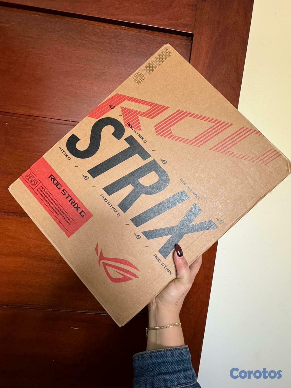 computadoras y laptops - LAPTOP ASUS ROG STRIX G16 RYZEN 9 1TB + 16GB RTX50 1