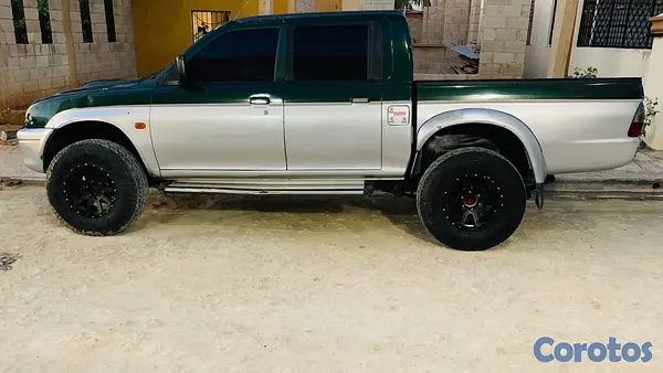 camiones y vehiculos pesados - Mitsubishit  10
