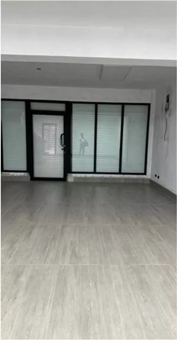 otros inmuebles - Alquilo Nave en  engombe 8