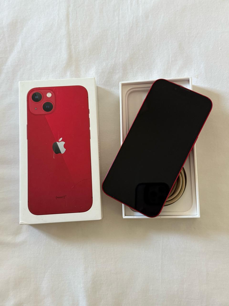 celulares y tabletas - IPhone 13 product red 256gb usado en buenas condic 0