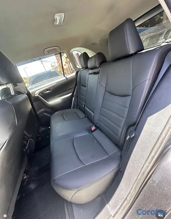 jeepetas y camionetas - Toyota RAV4 XLE 2021 7