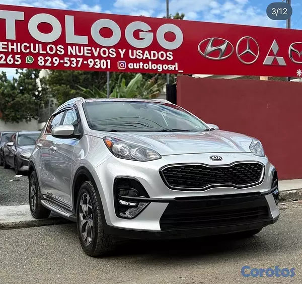 jeepetas y camionetas - Kia Sportage LX 2020 3