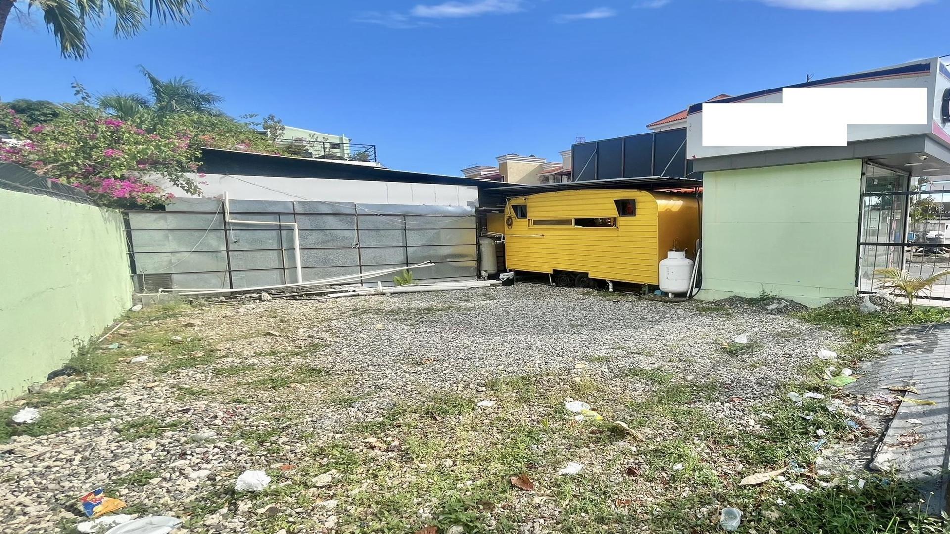 solares y terrenos - Solar en Alquiler en El Cacique, Santo Domingo 4