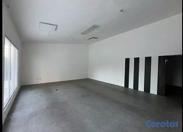 oficinas y locales comerciales - LOCAL COMERCIAL  4