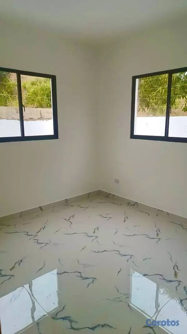 casas - Casa hermosa y espaciosa de venta en Corona Plaza  12