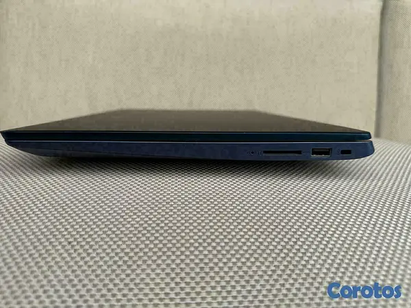computadoras y laptops - Lenovo Ideapad 330S – Pantalla 15.6", Intel i3 3