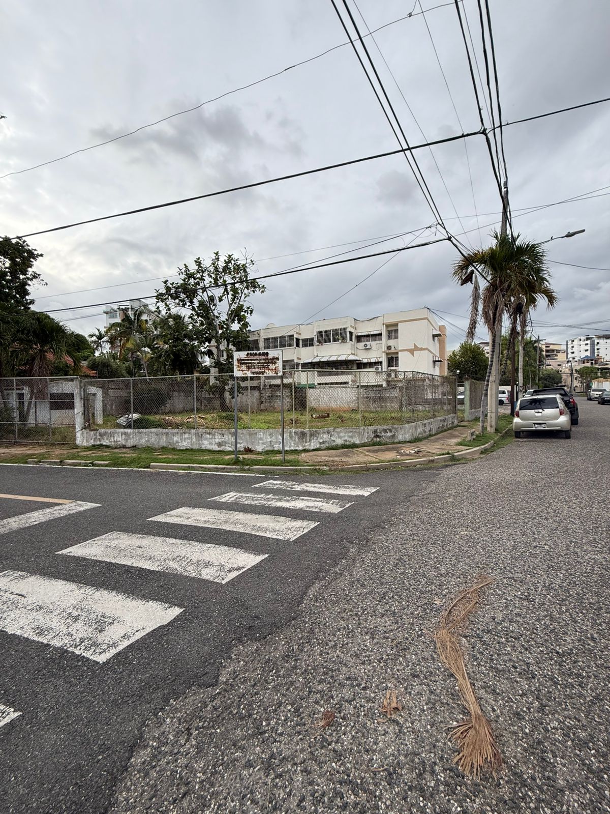 solares y terrenos - Se Vende Solar en los Cacicazgos  2