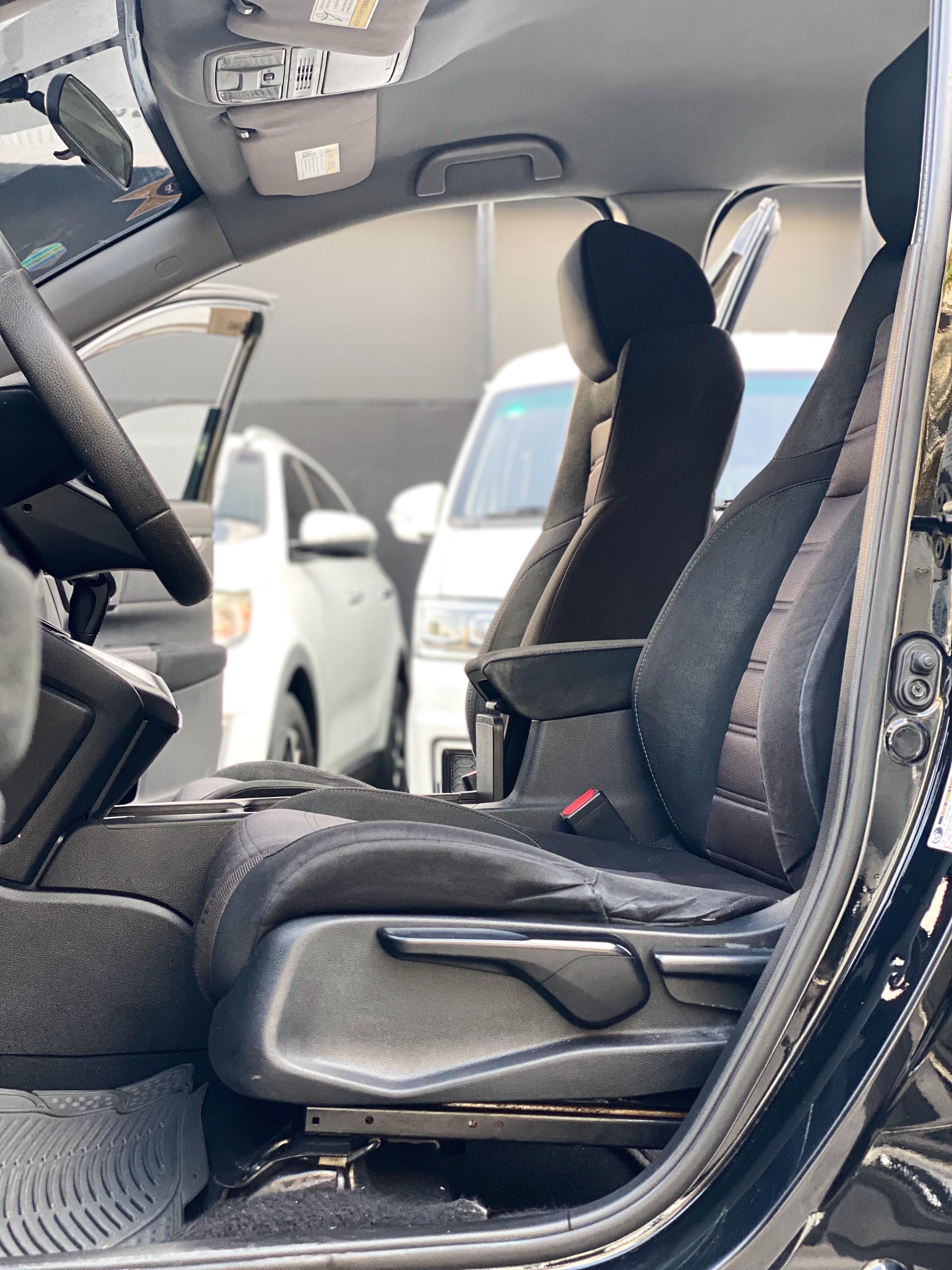 jeepetas y camionetas - Honda CR-V LX 2019 FINANCIAMIENTO DISPONIBLE  2