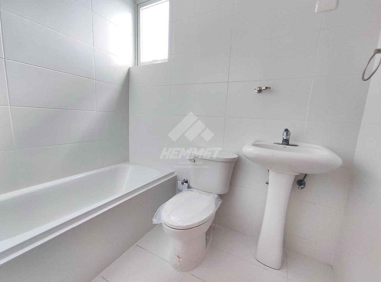 apartamentos - APARTAMENTO CENTRICO ASCENSOR Y PISCINA PROXIMO REPUBLICA ARGENTINA STGO. 5