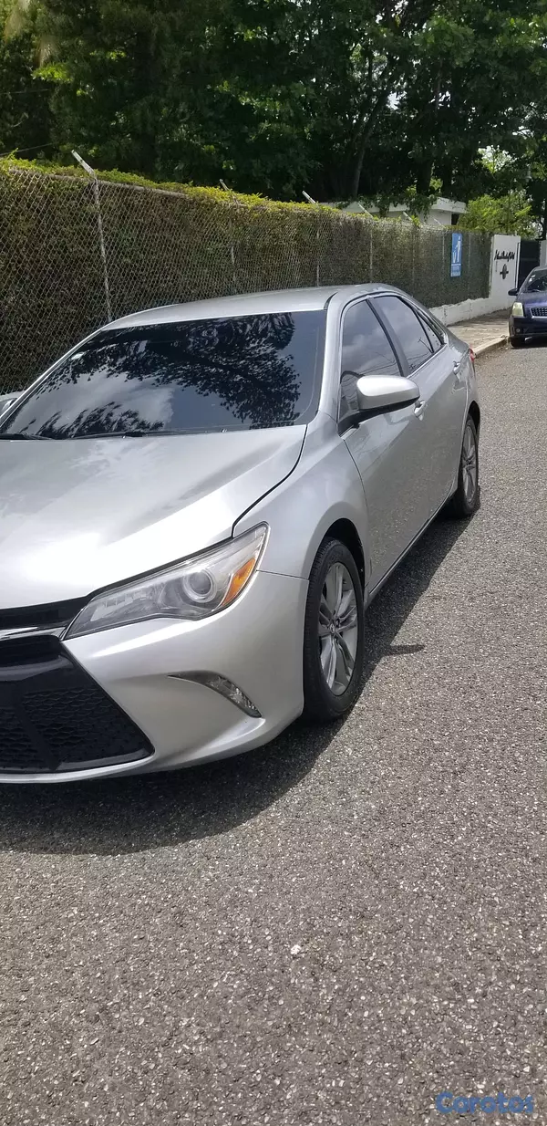 carros - toyota camry se 2017 como nuevo  3