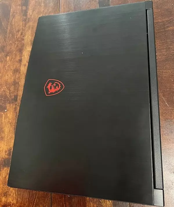 computadoras y laptops - Laptop Gaming MSI GF63 Thin 4