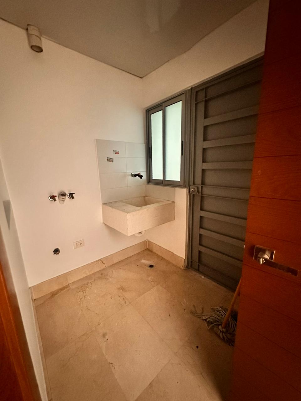apartamentos - Precioso Apartamento de Venta en La Esmeralda  5