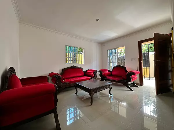 casas - Casa de 2 niveles con mucho patio, Prado Oriental 5