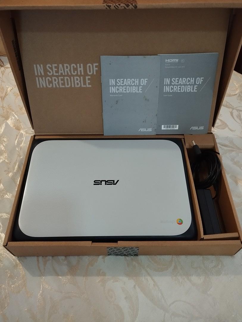 computadoras y laptops - Asus Chromebook C202SA-YS01 11.6" (Intel Celeron 2GB, 16GB eMMC, Dark Blue) 9