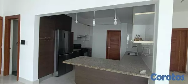 apartamentos - Bella Vista, 200mts, 3hab en piso alto con balcón 5