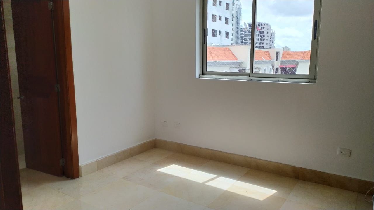 apartamentos - Vendo Apartamento En Piantini 4